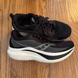 Saucony Endorphin Sneaker